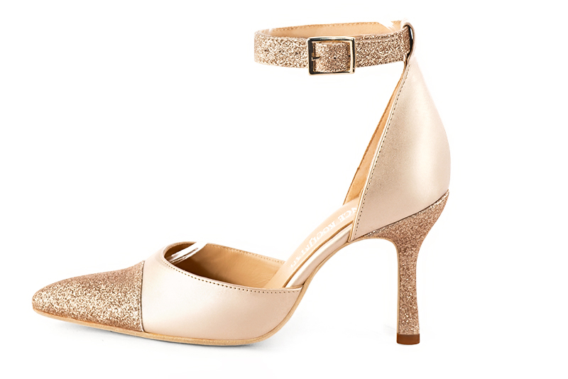 Gold women's open side shoes, with a strap around the ankle. Tapered toe. Very high spool heels. Profile view - Florence KOOIJMAN